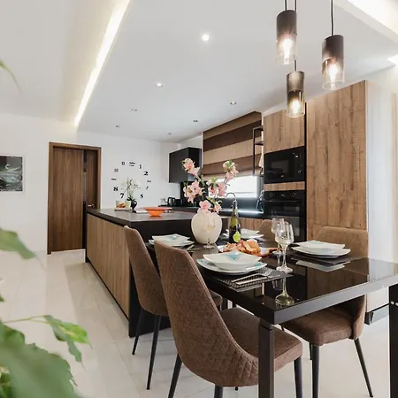 Mulberry Ph 2bed Insane Views! By Homely Apartament St Paul's Bay