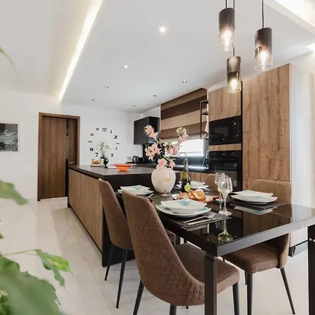 Mulberry Ph 2bed Insane Views! By Homely Apartament St Paul's Bay