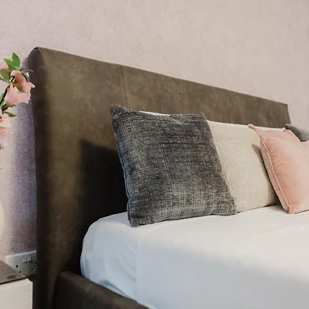 Mulberry Ph 2bed Insane Views! By Homely Lejlighed