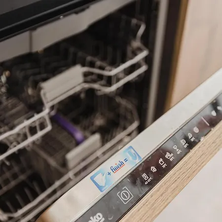 Lejlighed Mulberry Ph 2bed Insane Views! By Homely