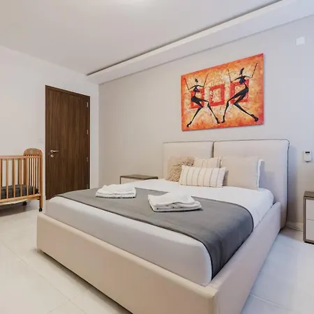 Lejlighed Mulberry Ph 2bed Insane Views! By Homely