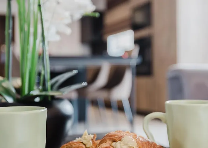 Mulberry Ph 2bed Insane Views! By Homely Daire St. Paul's Bay