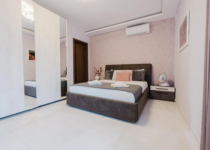 Mulberry Ph 2bed Insane Views! By Homely St. Paul's Bay