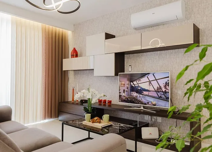 Mulberry Ph 2bed Insane Views! By Homely Daire