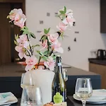 Mulberry Ph 2bed Insane Views! By Homely Apartment St. Paul's Bay